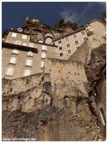 Découvrez la cité médiévale de Rocamadour, son célèbre sanctuaire