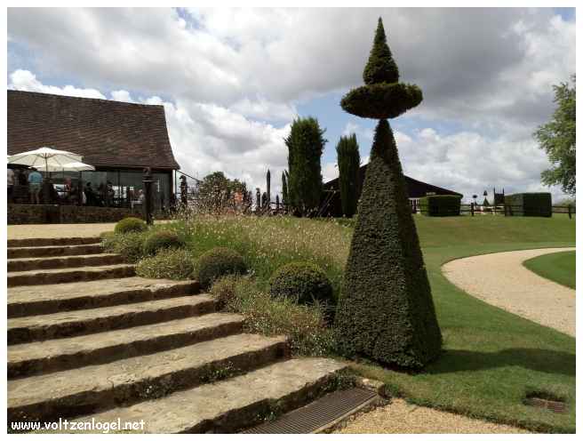 Les jardins du manoir d'Eyrignac un détour incontournable en Dordogne