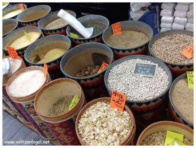 Exploration des trésors de l'Avenue de La Canebière à Marseille.