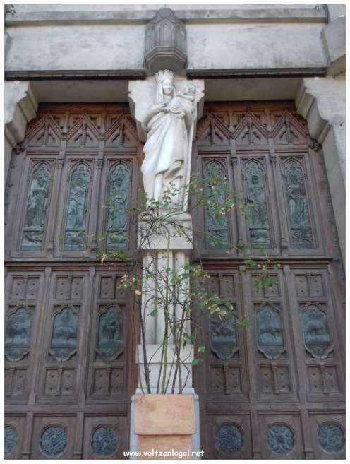 Exploration des trésors de l'Avenue de La Canebière à Marseille.