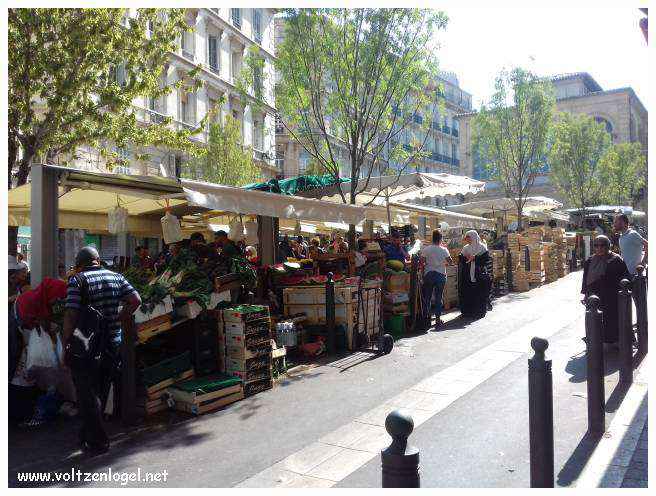 Exploration des trésors de l'Avenue de La Canebière à Marseille.