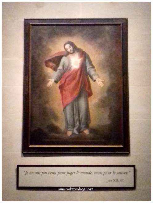 Exploration des trésors de l'Avenue de La Canebière à Marseille.