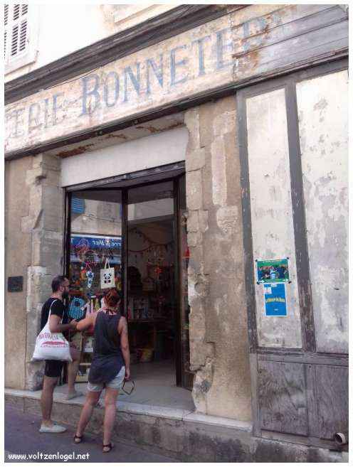Vue panoramique du Panier à Marseille, révélant son riche patrimoine historique.