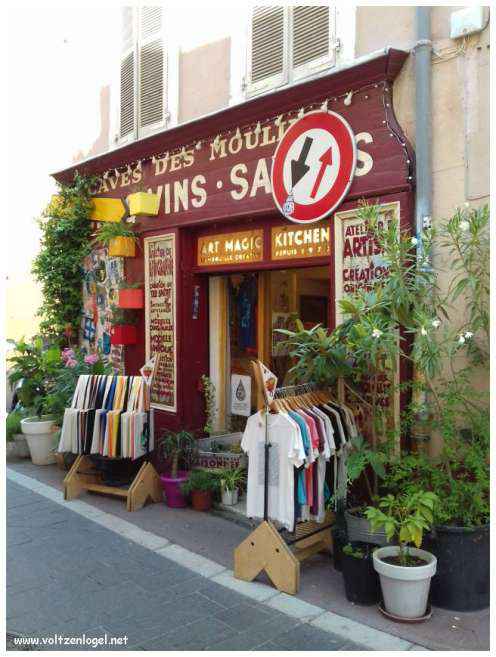 Vue panoramique du Panier à Marseille, révélant son riche patrimoine historique.