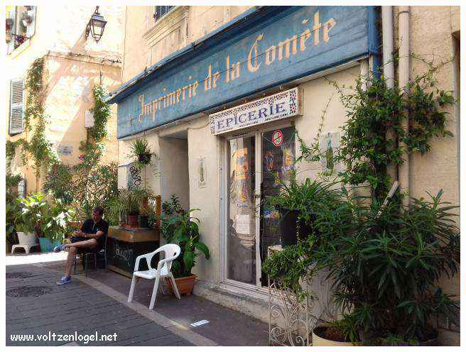 Vue panoramique du Panier à Marseille, révélant son riche patrimoine historique.