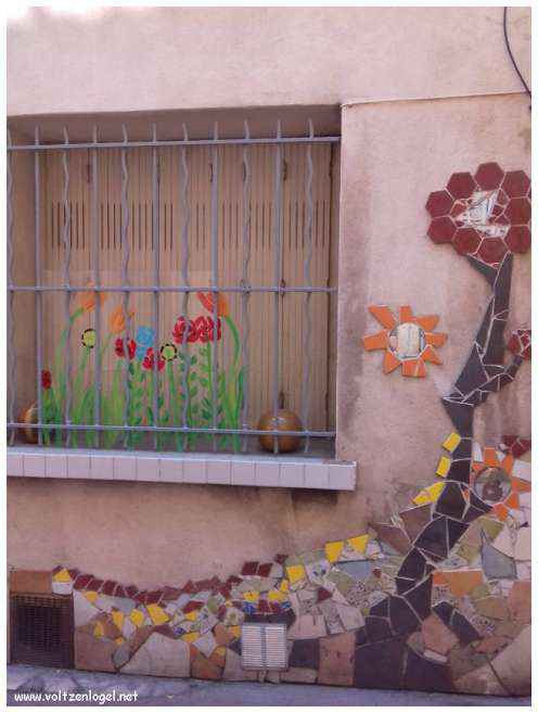 Exploration des trésors cachés du quartier historique du Panier à Marseille.