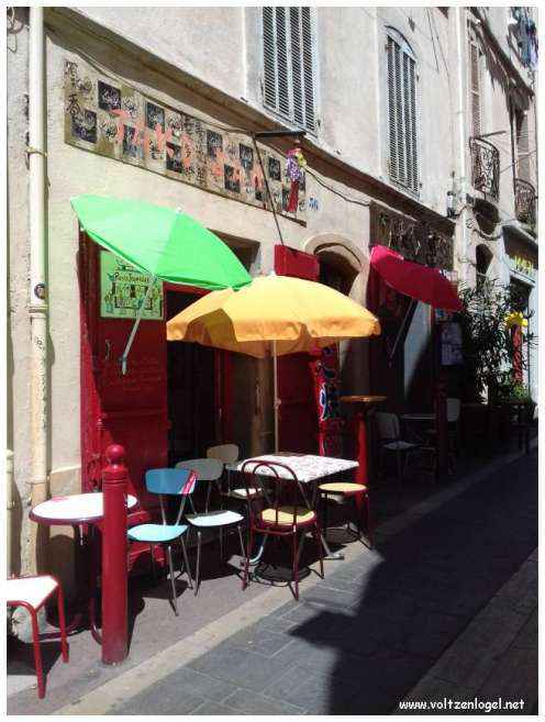 Exploration des trésors cachés du quartier historique du Panier à Marseille.