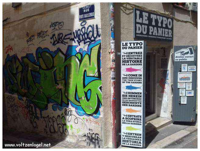 Exploration des trésors cachés du quartier historique du Panier à Marseille.