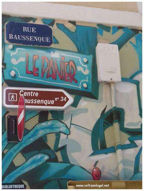 Vue pittoresque des ruelles du Panier, Marseille, berceau de l'histoire et du charme provençal.