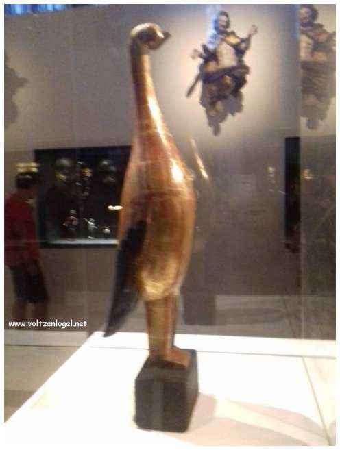 Vue panoramique sur Marseille, ville des trésors méditerranéens.