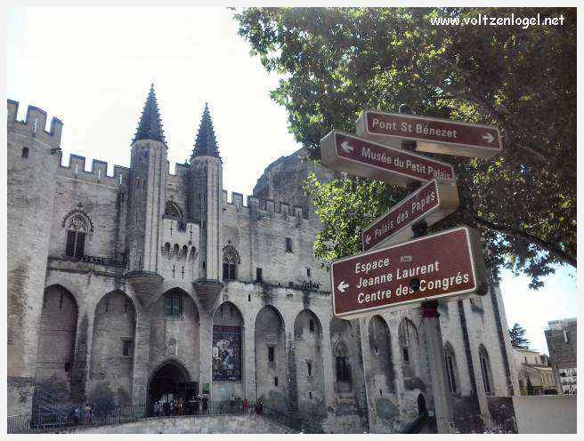 Palais des Papes à Avignon : un voyage captivant à travers l'histoire et la culture.