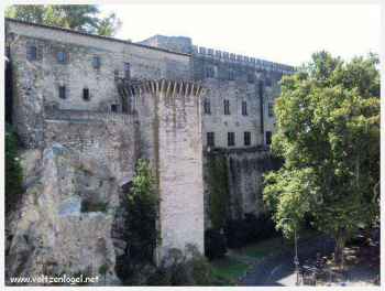Palette culturelle riche d'Avignon, entre passé et présent