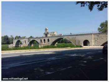 Pont Saint Bénezet : Témoin du passé glorieux d'Avignon