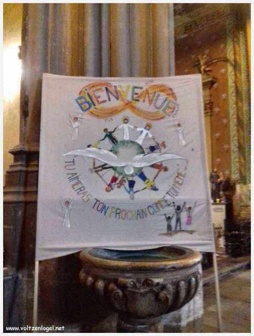 Ruelles pittoresques et charme provençal de Carpentras, au cœur du Vaucluse.
