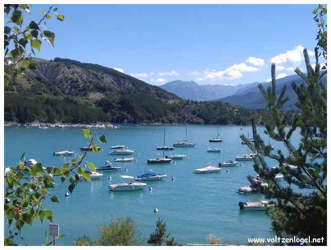 Lac de Serre-Ponçon; Un lieu idéal pour la pratique de la voile