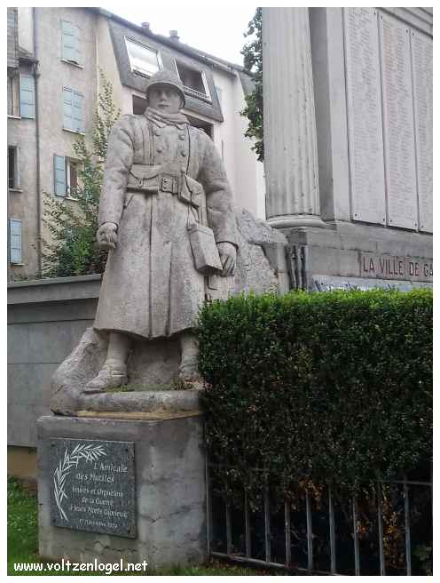 GAP Tourisme. Le monument aux morts de la guerre de 1914-1918, ville de Gap