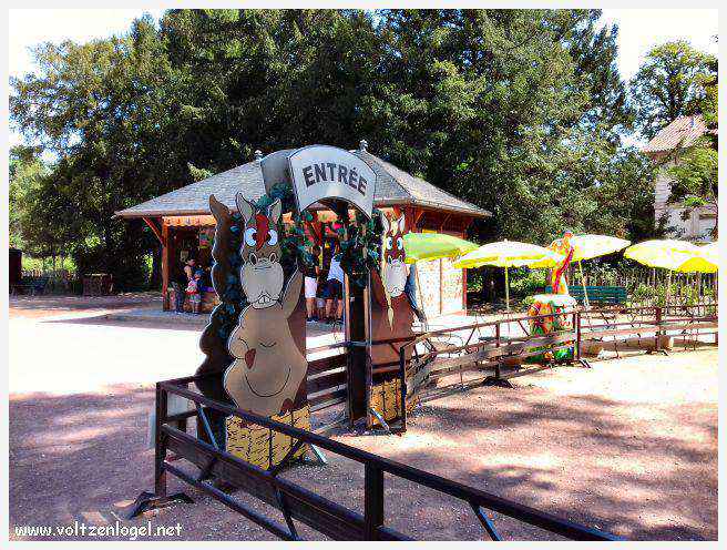 Parc de la Tête d'Or: Oasis urbaine de Lyon, mélange de nature et d'histoire.