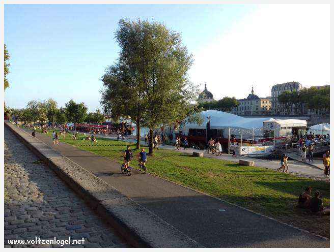 Vue panoramique de Lyon, une ville riche en trésors architecturaux et culturels.