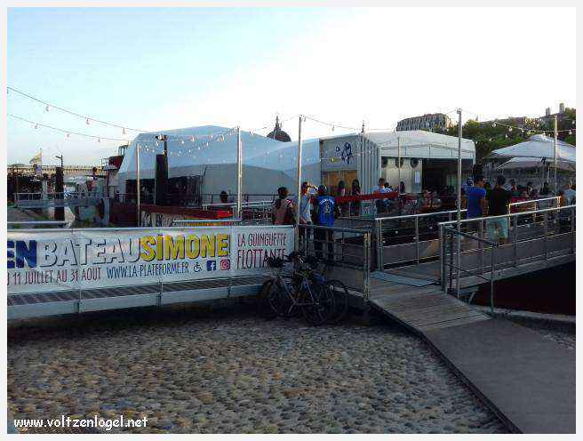 Vue panoramique de Lyon, une ville riche en trésors architecturaux et culturels.
