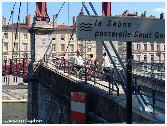 Vue panoramique de Lyon, une ville riche en trésors architecturaux et culturels.