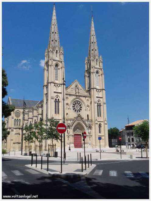 Arènes romaines de Nîmes, témoins de son riche passé historique.