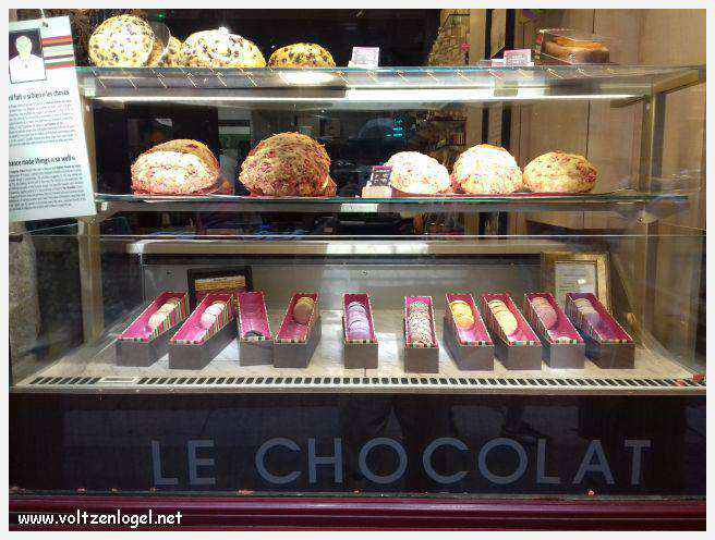 Ruelles médiévales du Vieux Lyon, témoins de son riche passé historique.