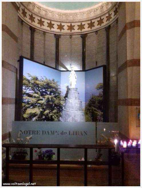 Ruelles médiévales du Vieux Lyon, témoins de son riche passé historique.
