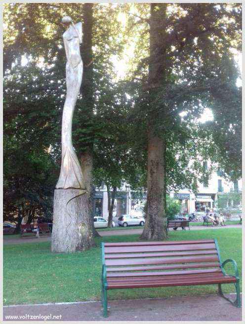 Vue panoramique sur le lac du Bourget à Aix-les-Bains