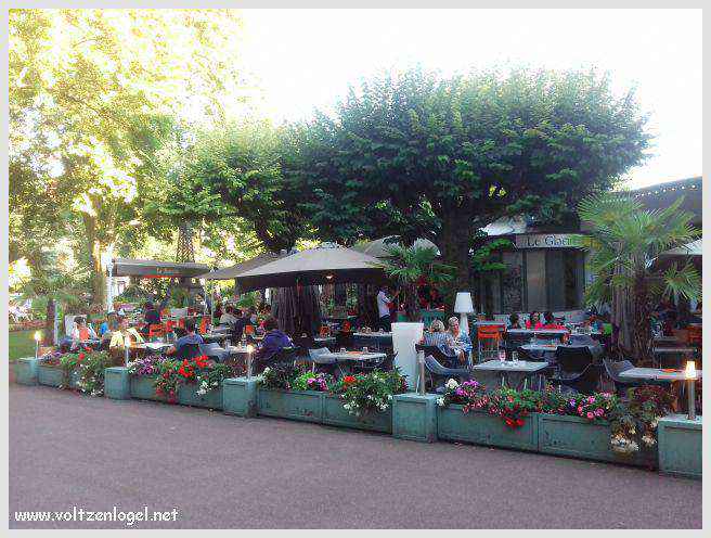 Vue panoramique sur le lac du Bourget à Aix-les-Bains