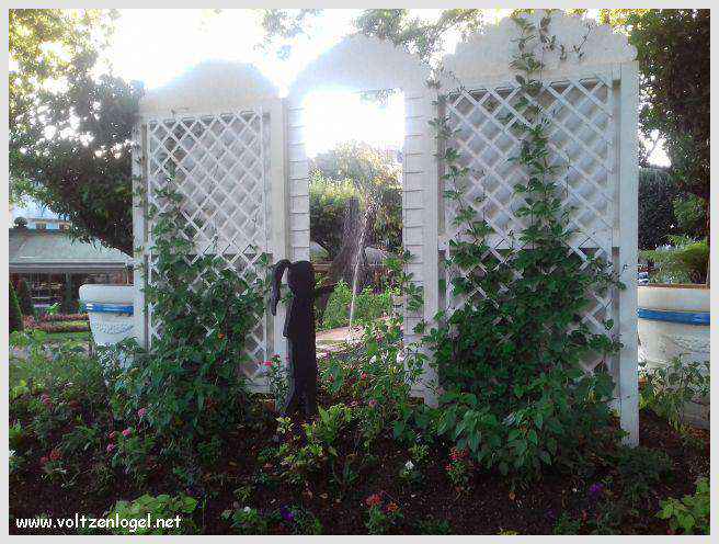 Vue panoramique sur le lac du Bourget à Aix-les-Bains