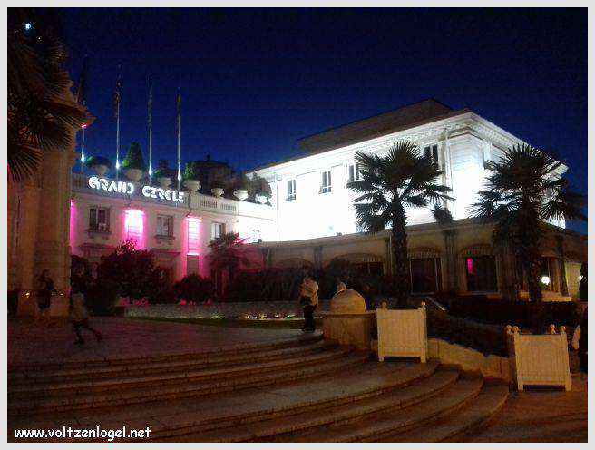 Vue panoramique sur le lac du Bourget à Aix-les-Bains