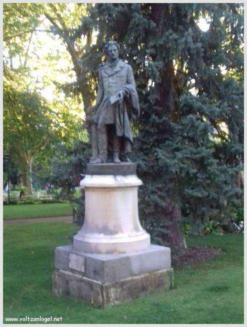 Vue panoramique sur le lac du Bourget à Aix-les-Bains