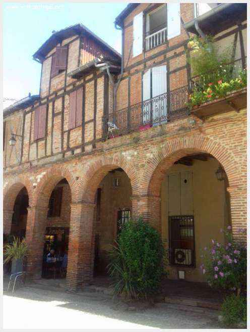 Cathédrale Sainte-Cécile d'Albi, symbole de son architecture médiévale remarquable