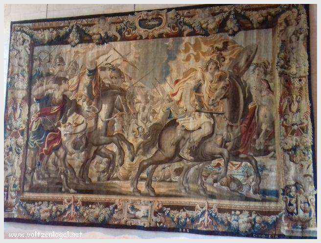 Vue majestueuse du Château de Chambord et ses jardins Renaissance