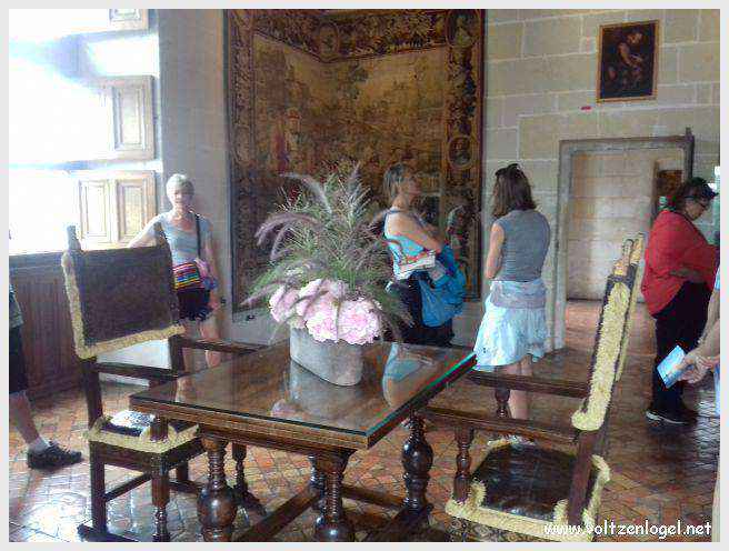 Château de Chenonceau : symbole de la Renaissance française et de la beauté des jardins historiques.