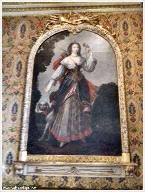 Château de Chenonceau : symbole de la Renaissance française et de la beauté des jardins historiques.