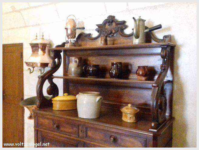 Château de Chenonceau : symbole de la Renaissance française et de la beauté des jardins historiques.