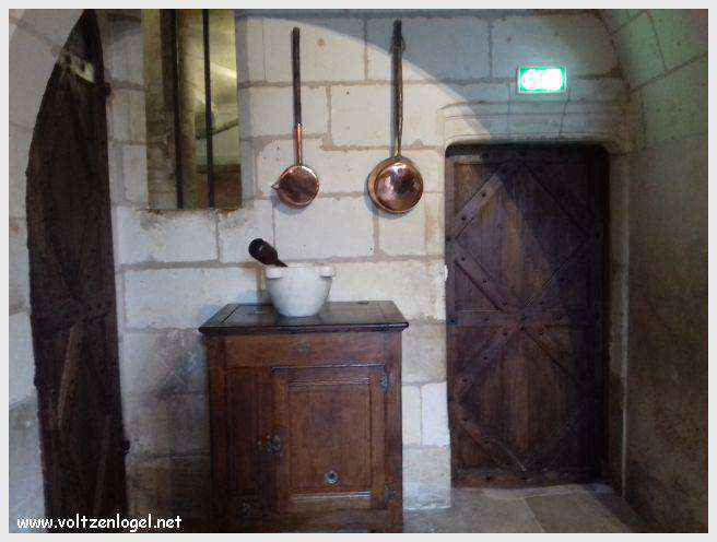 Château de Chenonceau : symbole de la Renaissance française et de la beauté des jardins historiques.