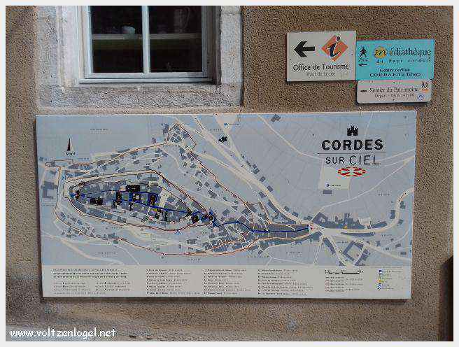 Vue panoramique de Cordes-sur-Ciel, joyau médiéval perché dans le Tarn