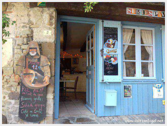 La cité médiévale de Cordes-sur-Ciel perchée sur les collines du Tarn