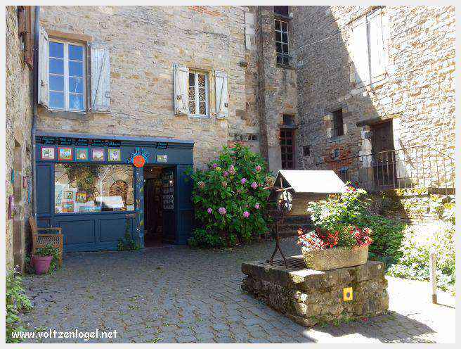 La cité médiévale de Cordes-sur-Ciel perchée sur les collines du Tarn