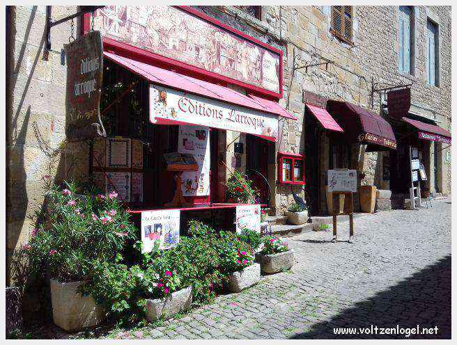 La cité médiévale de Cordes-sur-Ciel perchée sur les collines du Tarn