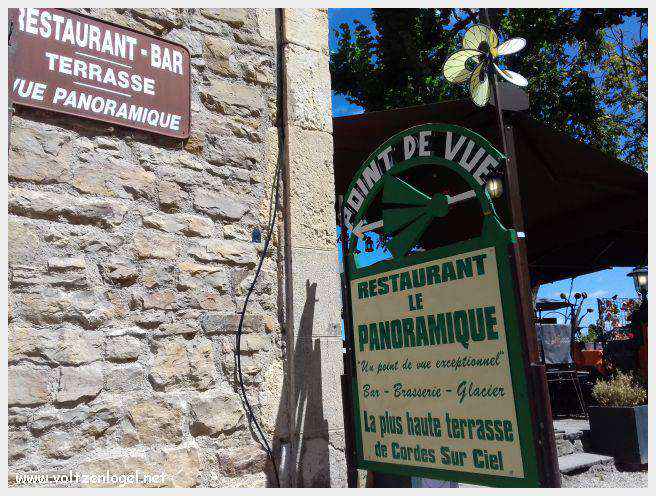 La cité médiévale de Cordes-sur-Ciel perchée sur les collines du Tarn