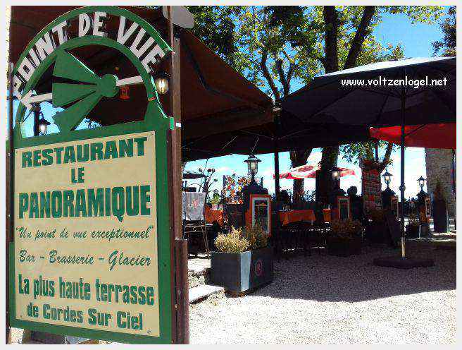 La cité médiévale de Cordes-sur-Ciel perchée sur les collines du Tarn