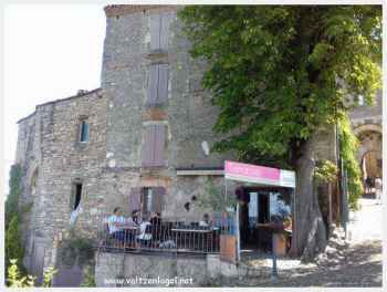 Cordes sur Ciel, bourg médiéval en Provence