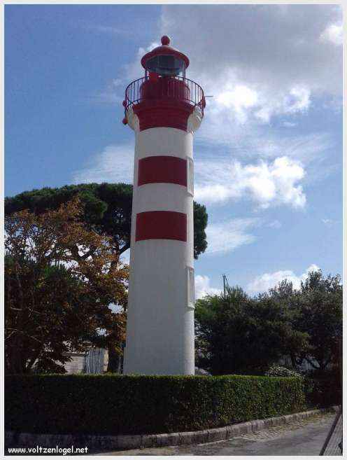 Tour Saint-Nicolas à La Rochelle, emblème médiéval du vieux port