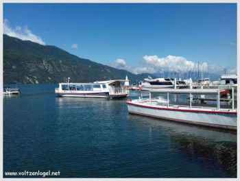 Au Petit Port à Aix-les-Bains, Le Cap Vert la location de bateaux