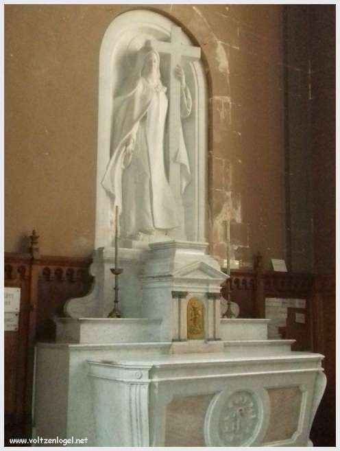 Vue panoramique des Tours de La Rochelle surplombant le Vieux Port historique.