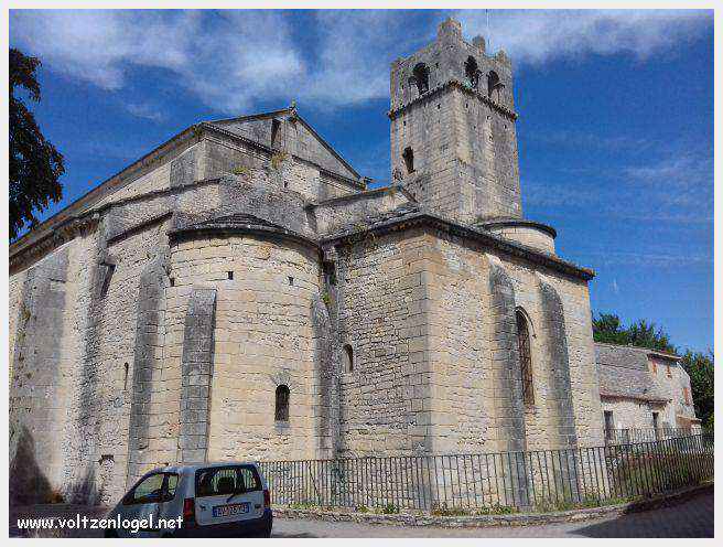 Cathédrale Notre-Dame à Vaison-la-Romaine, symbole de l'architecture romane et médiévale