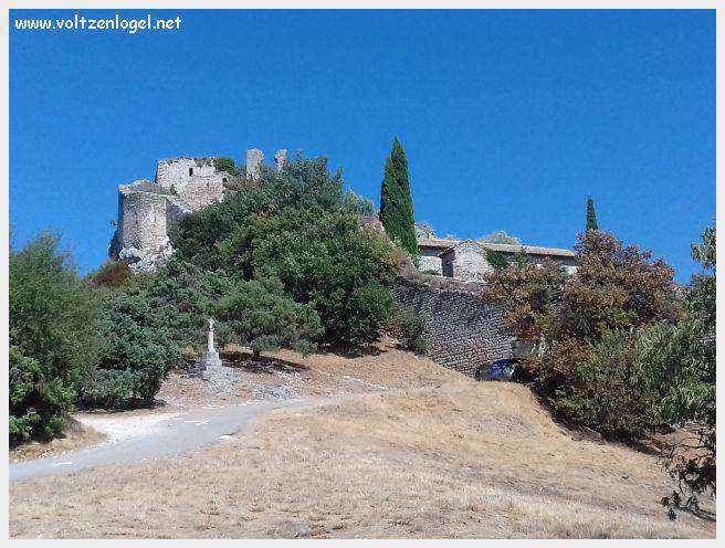 Entrechaux au Pays Ventoux